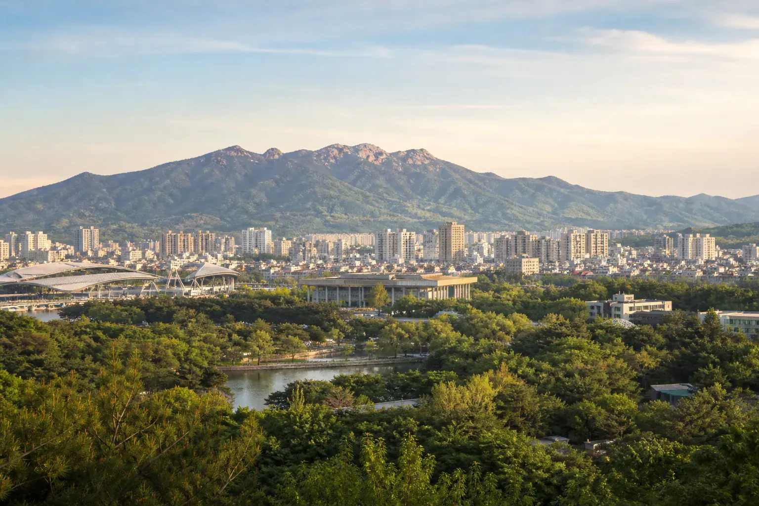 광주 지역을 대표하는 도시와 자연 풍경